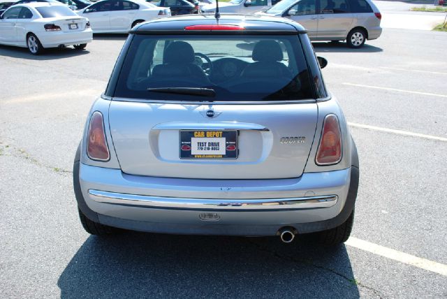 2004 Mini Cooper Base