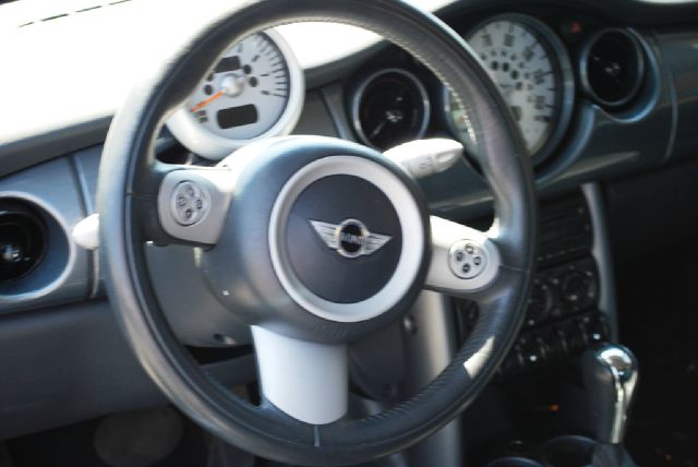 2004 Mini Cooper Base