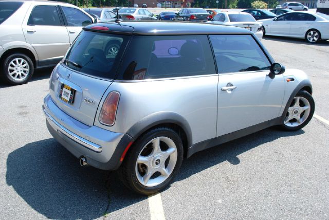 2004 Mini Cooper Base