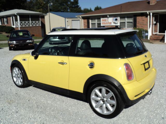 2004 Mini Cooper XR