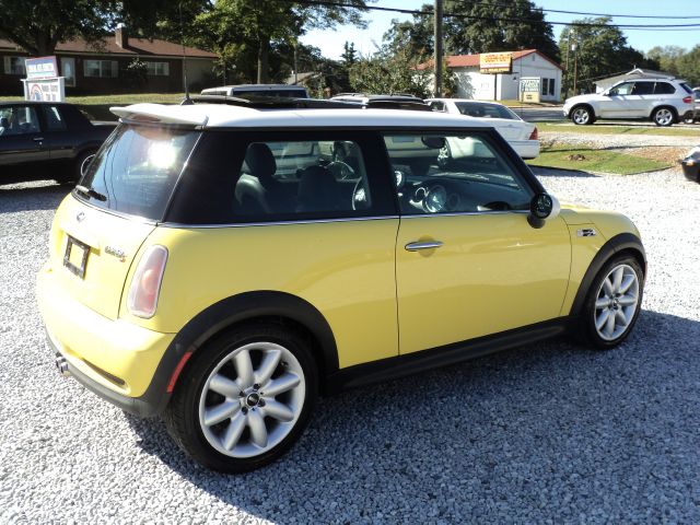 2004 Mini Cooper XR