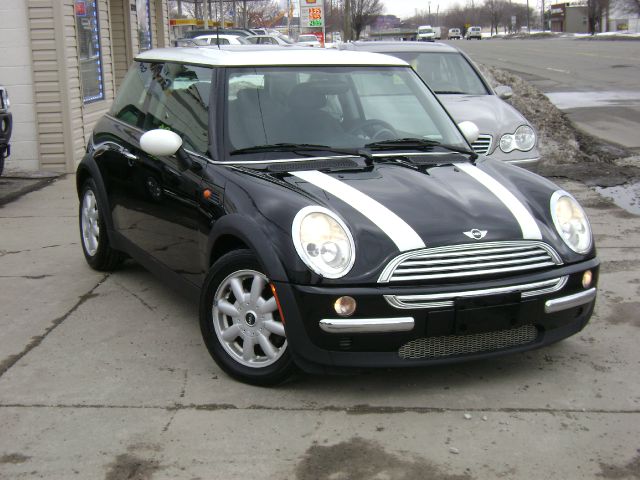 2004 Mini Cooper Base