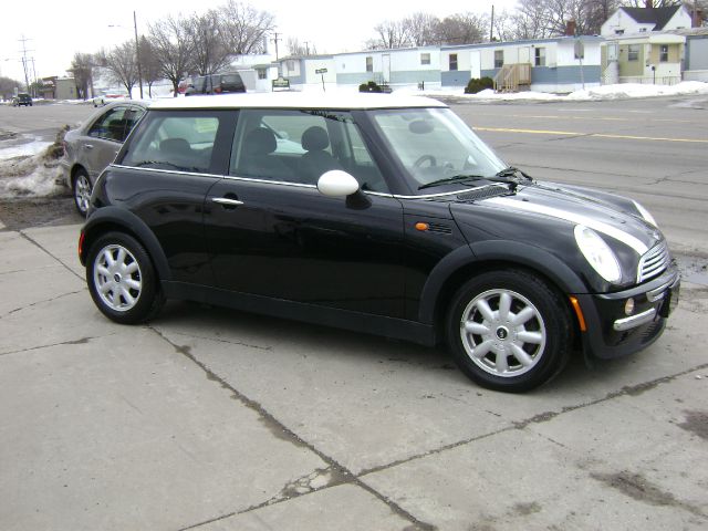 2004 Mini Cooper Base