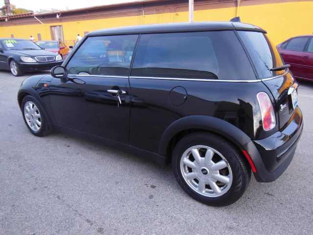 2004 Mini Cooper Base