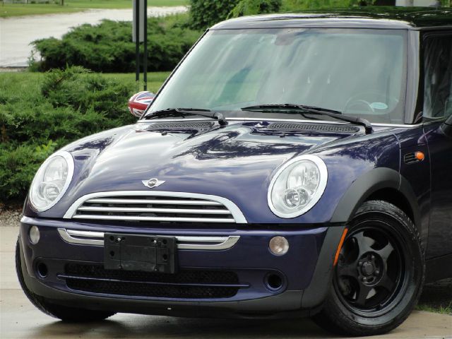 2005 Mini Cooper Base