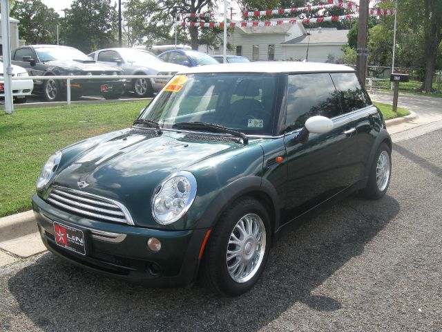 2005 Mini Cooper Base