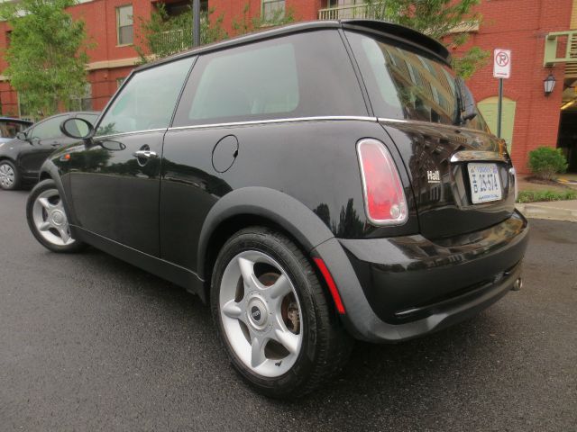 2005 Mini Cooper Base