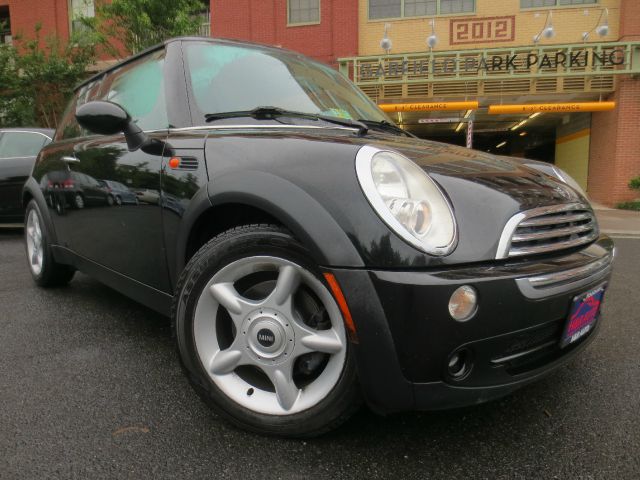 2005 Mini Cooper Base