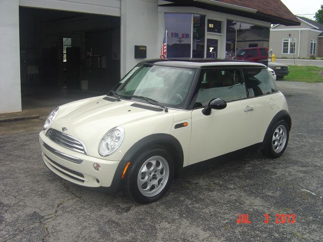 2005 Mini Cooper Base