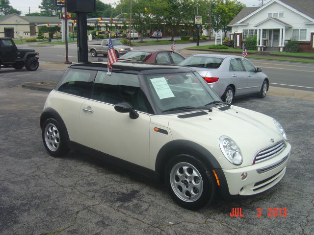 2005 Mini Cooper Base