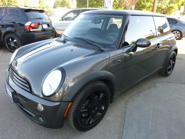 2006 Mini Cooper Base