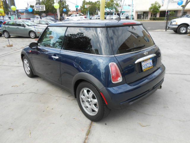 2006 Mini Cooper Base