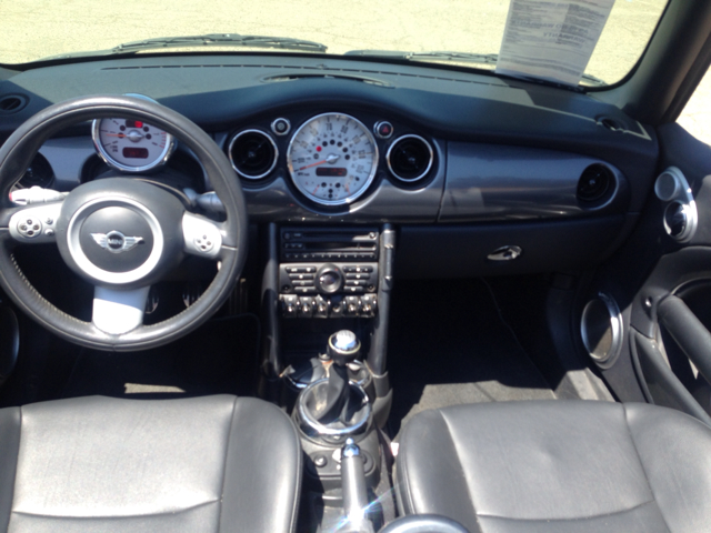 2006 Mini Cooper 3.5L R350 AWD