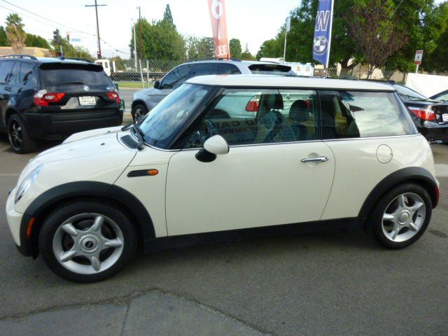 2006 Mini Cooper Base