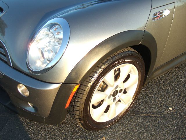 2006 Mini Cooper 3.5L R350 AWD