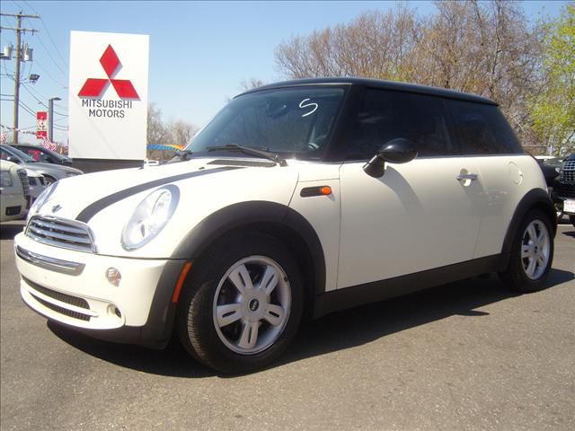 2006 Mini Cooper Leather/loaded