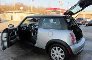 2006 Mini Cooper Laramie