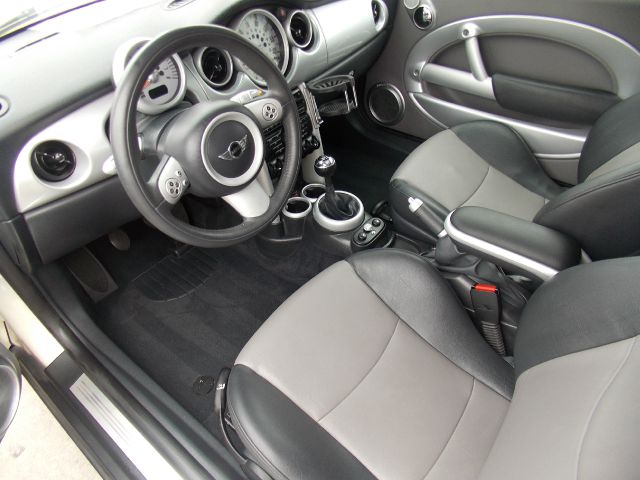 2006 Mini Cooper Base