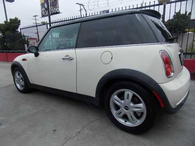 2006 Mini Cooper Base