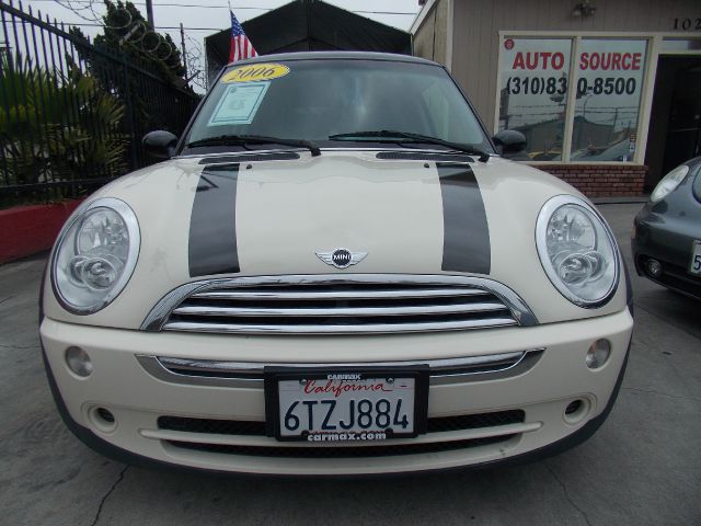 2006 Mini Cooper Base