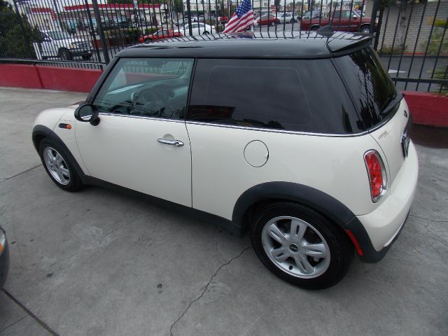 2006 Mini Cooper Base