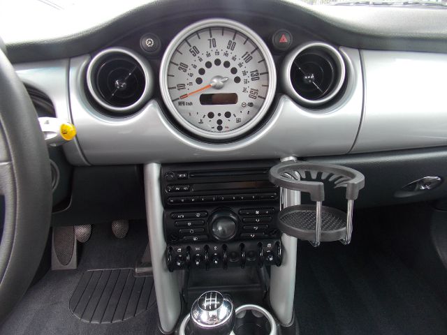 2006 Mini Cooper Base