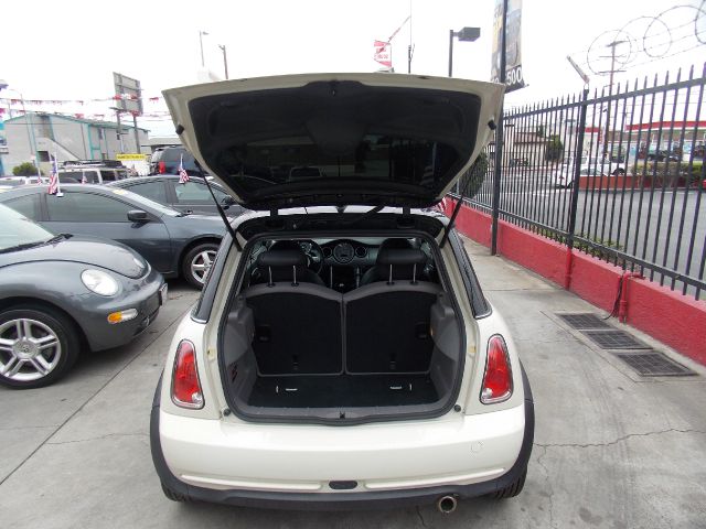 2006 Mini Cooper Base