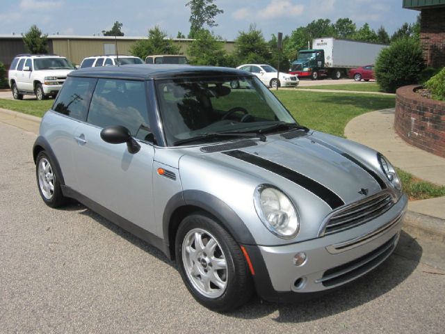 2006 Mini Cooper Base