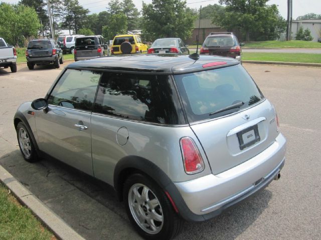 2006 Mini Cooper Base