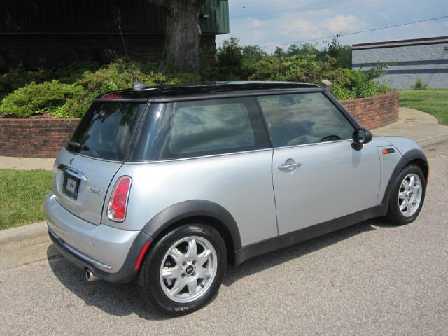 2006 Mini Cooper Base