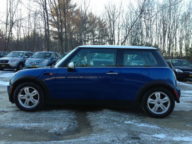 2006 Mini Cooper Base