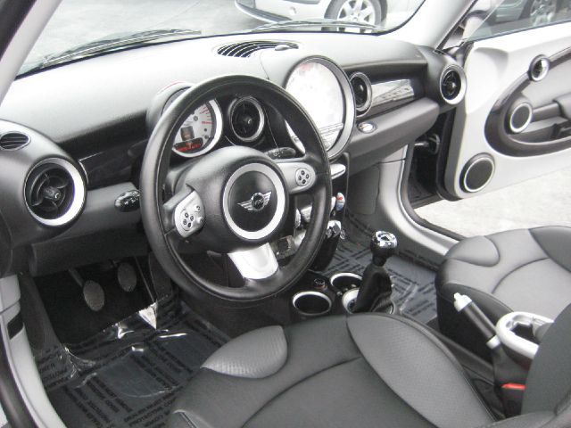 2007 Mini Cooper Base