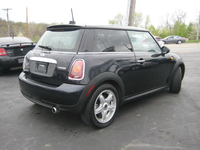 2007 Mini Cooper Base