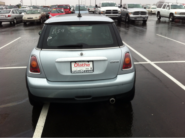 2007 Mini Cooper 4dr Sdn Auto Base