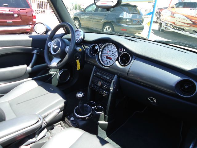 2007 Mini Cooper Base