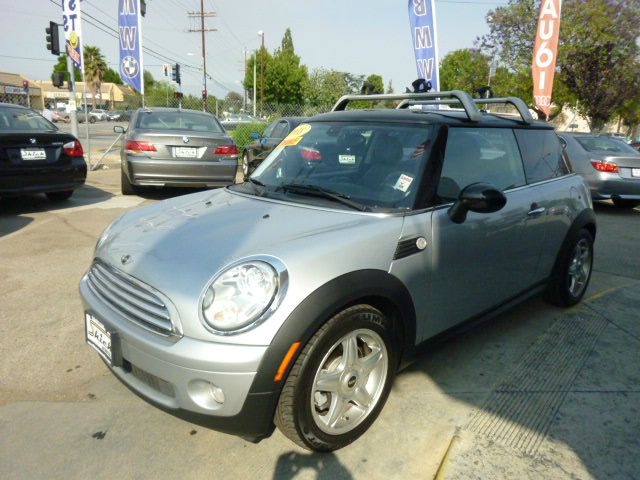 2008 Mini Cooper Base