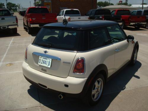 2009 Mini Cooper Base