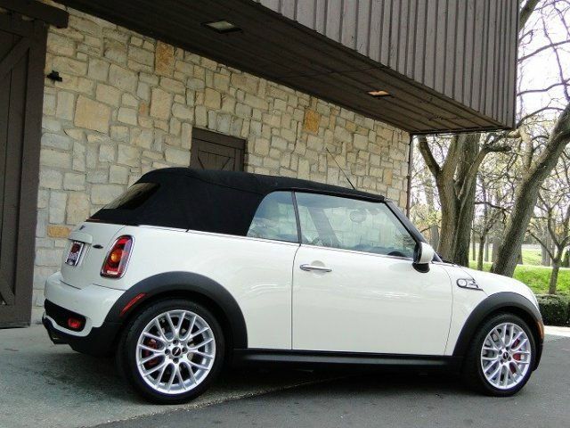 2009 Mini Cooper 4dr Luxury AWD