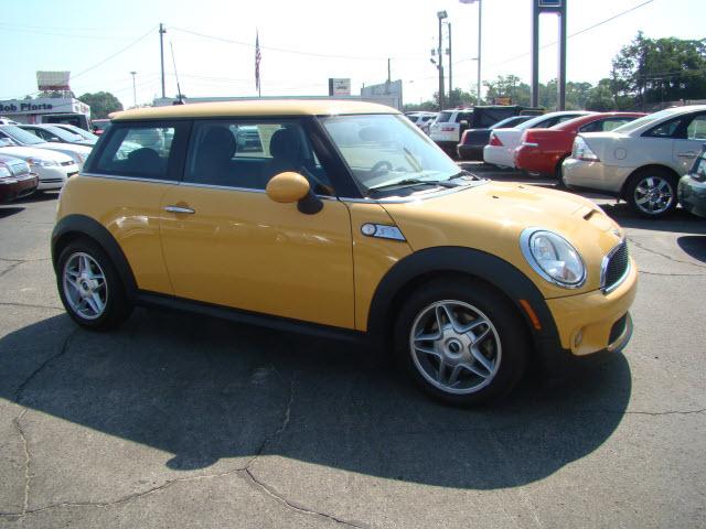 2009 Mini Cooper XR