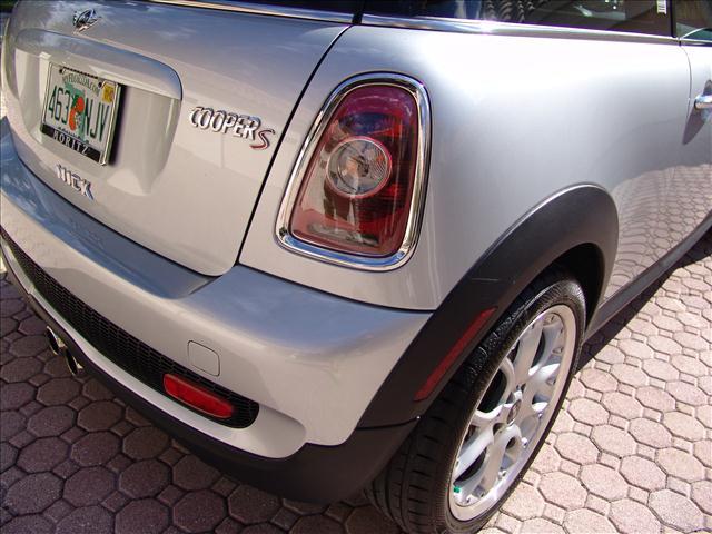 2009 Mini Cooper XR