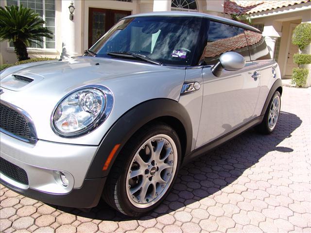 2009 Mini Cooper XR