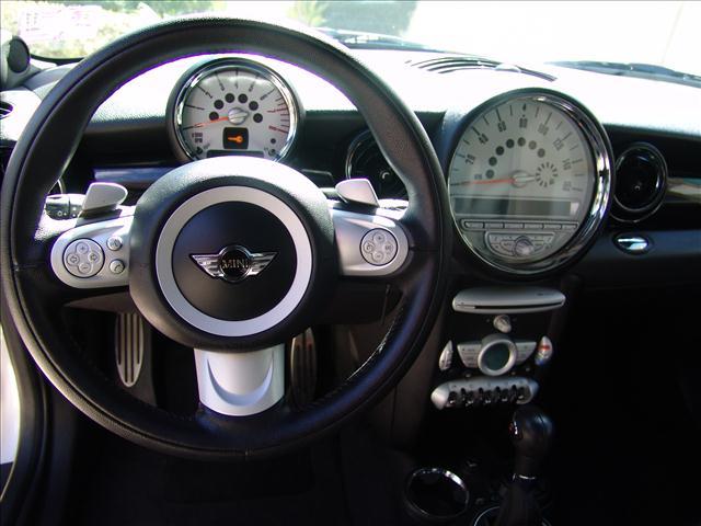 2009 Mini Cooper XR