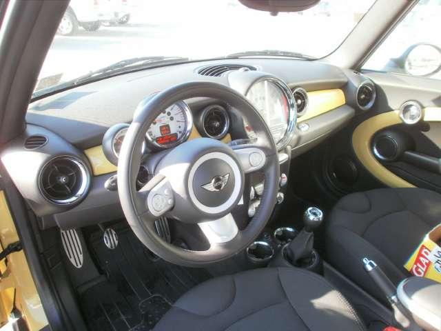 2009 Mini Cooper Base