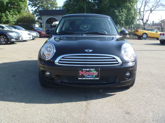 2010 Mini Cooper Base