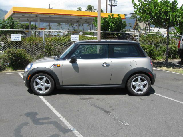 2010 Mini Cooper Base