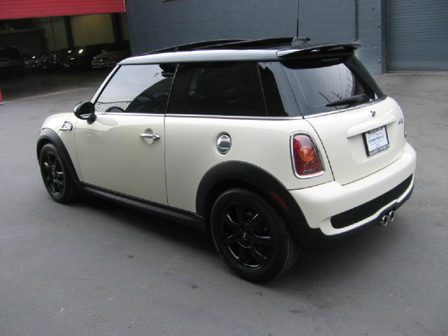 2010 Mini Cooper XR