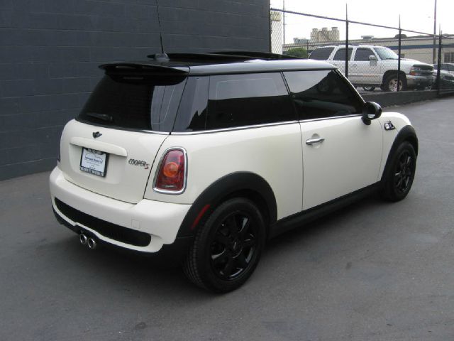 2010 Mini Cooper XR