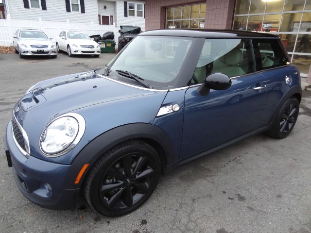 2011 Mini Cooper XR