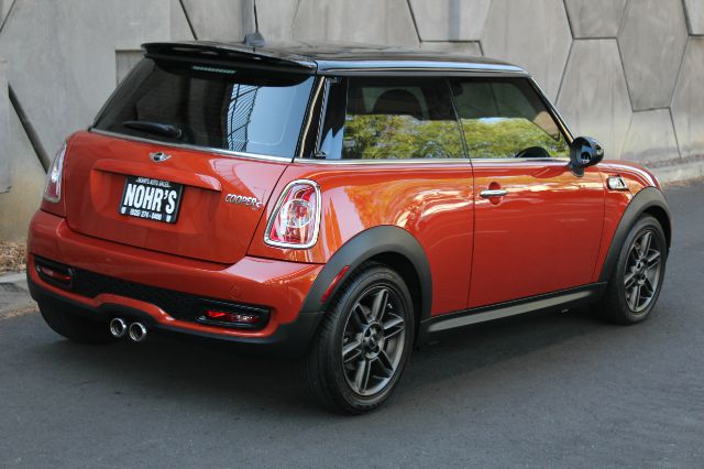 2011 Mini Cooper XR