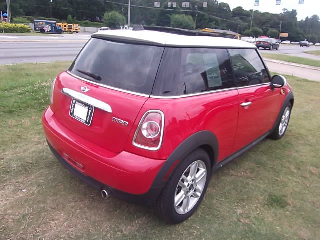 2011 Mini Cooper Base